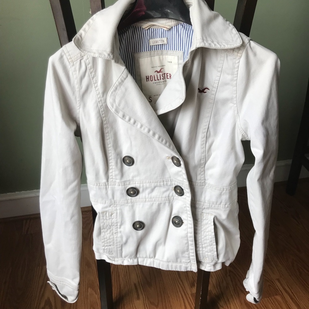 SOLD!✅Hollister Hooded lightweight spring jacket